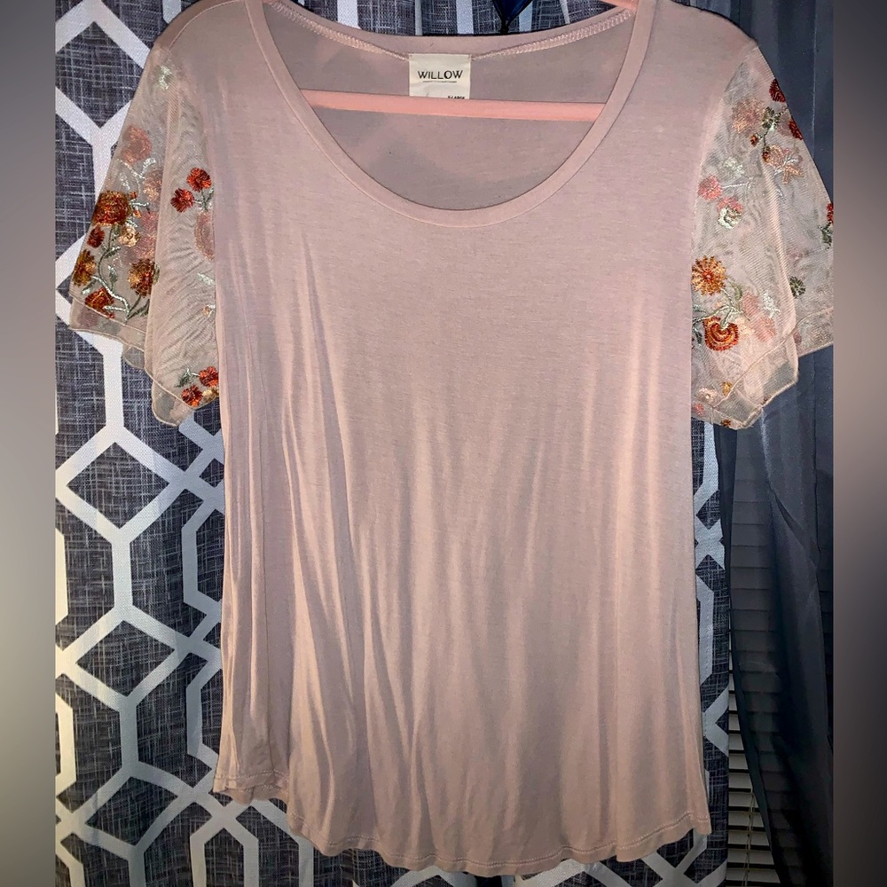 Beautiful floral blush pink boutique top XL extra large
